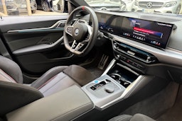 sininen BMW i4 2025 kuva 38.