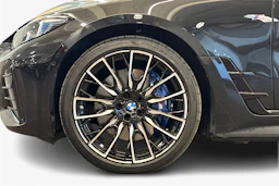 musta BMW i4 2025 kuva 9.