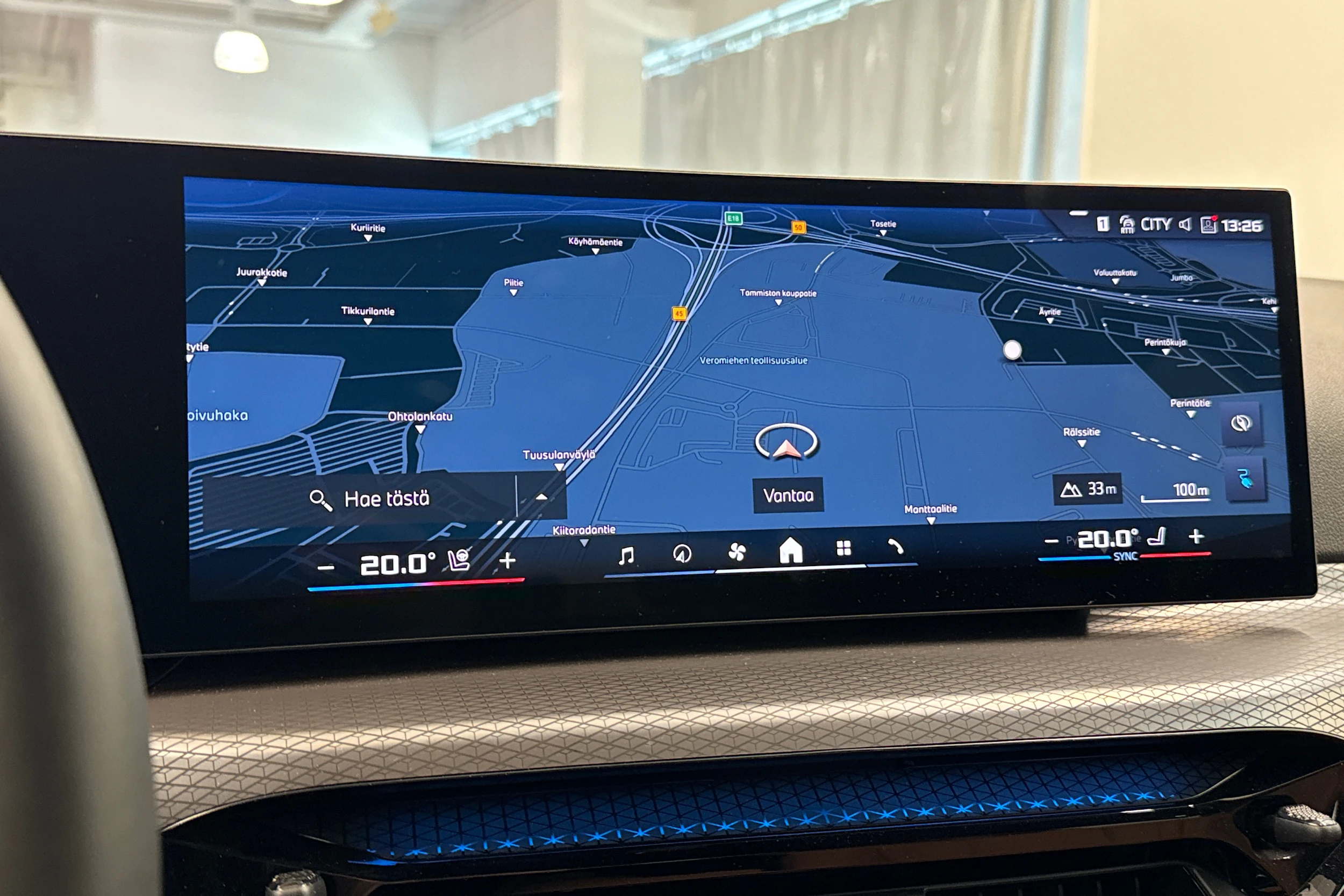 musta BMW i4 2025 kuva 20.