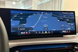 musta BMW i4 2025 kuva 20.