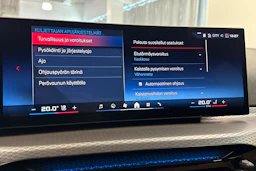 musta BMW i4 2025 kuva 21.