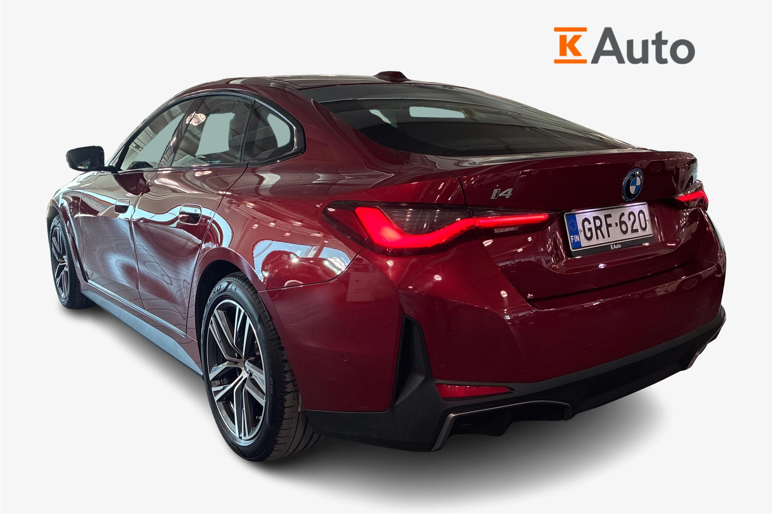 punainen BMW i4 2025 kuva 2.