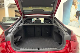 punainen BMW i4 M50 2025 kuva 12.