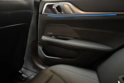punainen BMW i4 M50 2025 kuva 15.