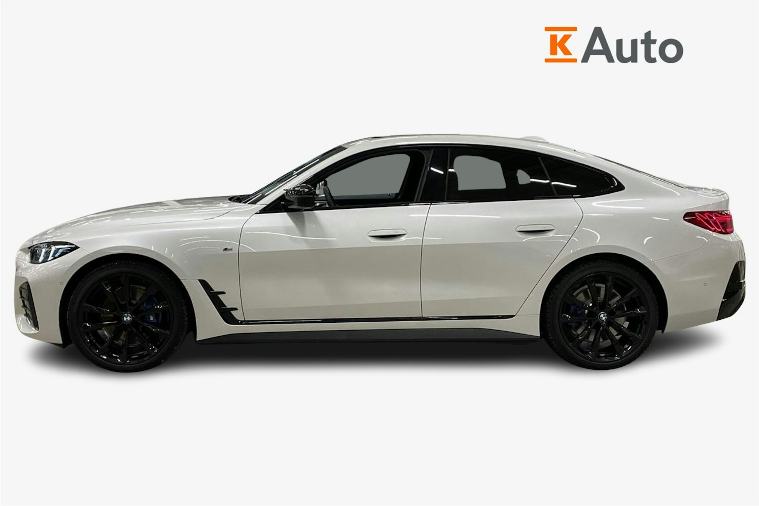 met. valkoinen BMW i4 M60 2025 kuva 6.