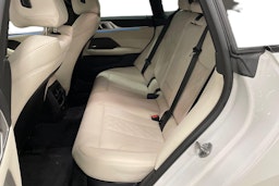 met. valkoinen BMW i4 M60 2025 kuva 10.