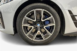 harmaa BMW i4 M60 2025 kuva 9.