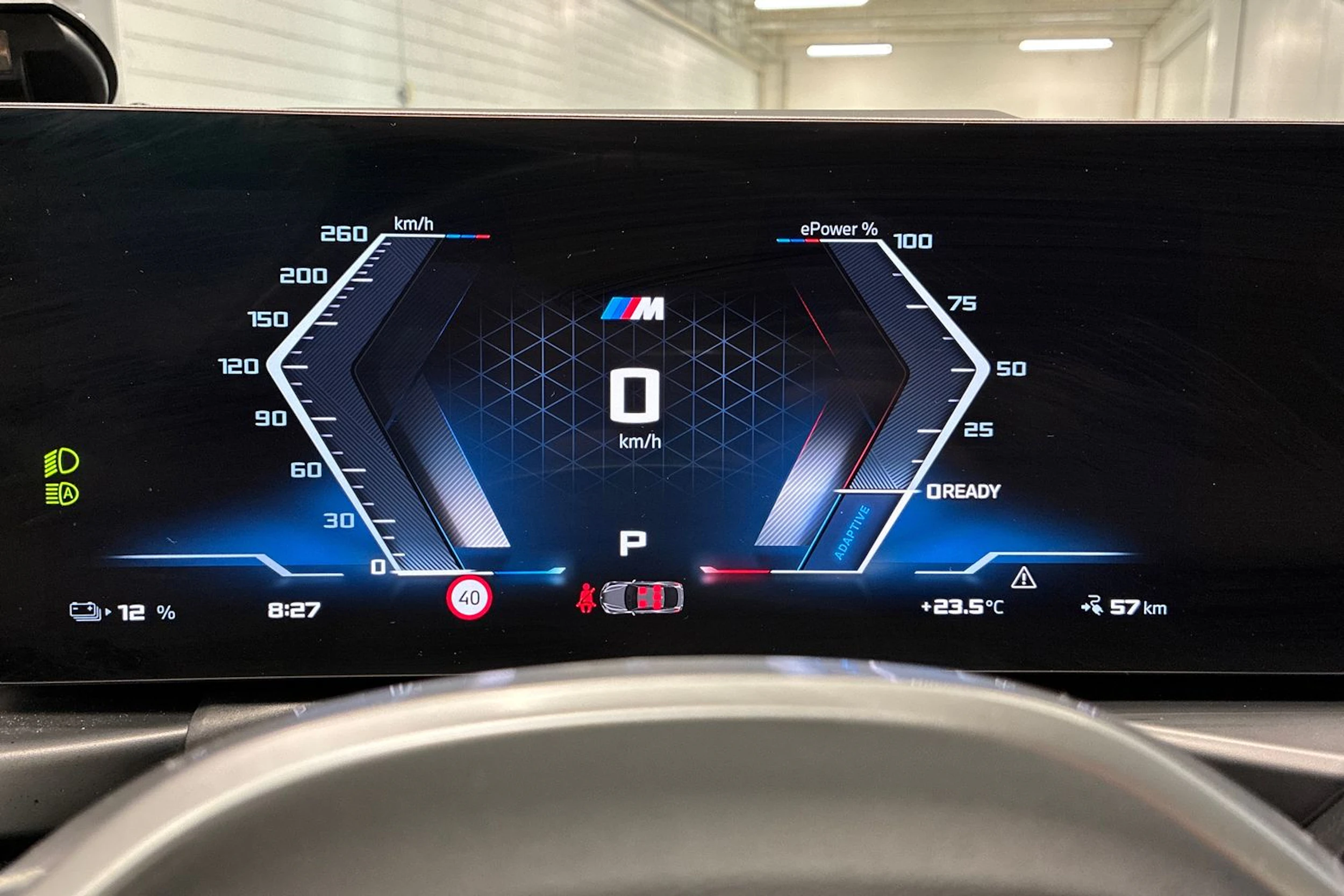 harmaa BMW i4 M60 2025 kuva 13.