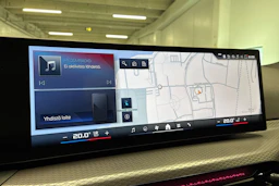 harmaa BMW i4 M60 2025 kuva 21.