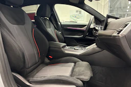 harmaa BMW i4 M60 2025 kuva 31.