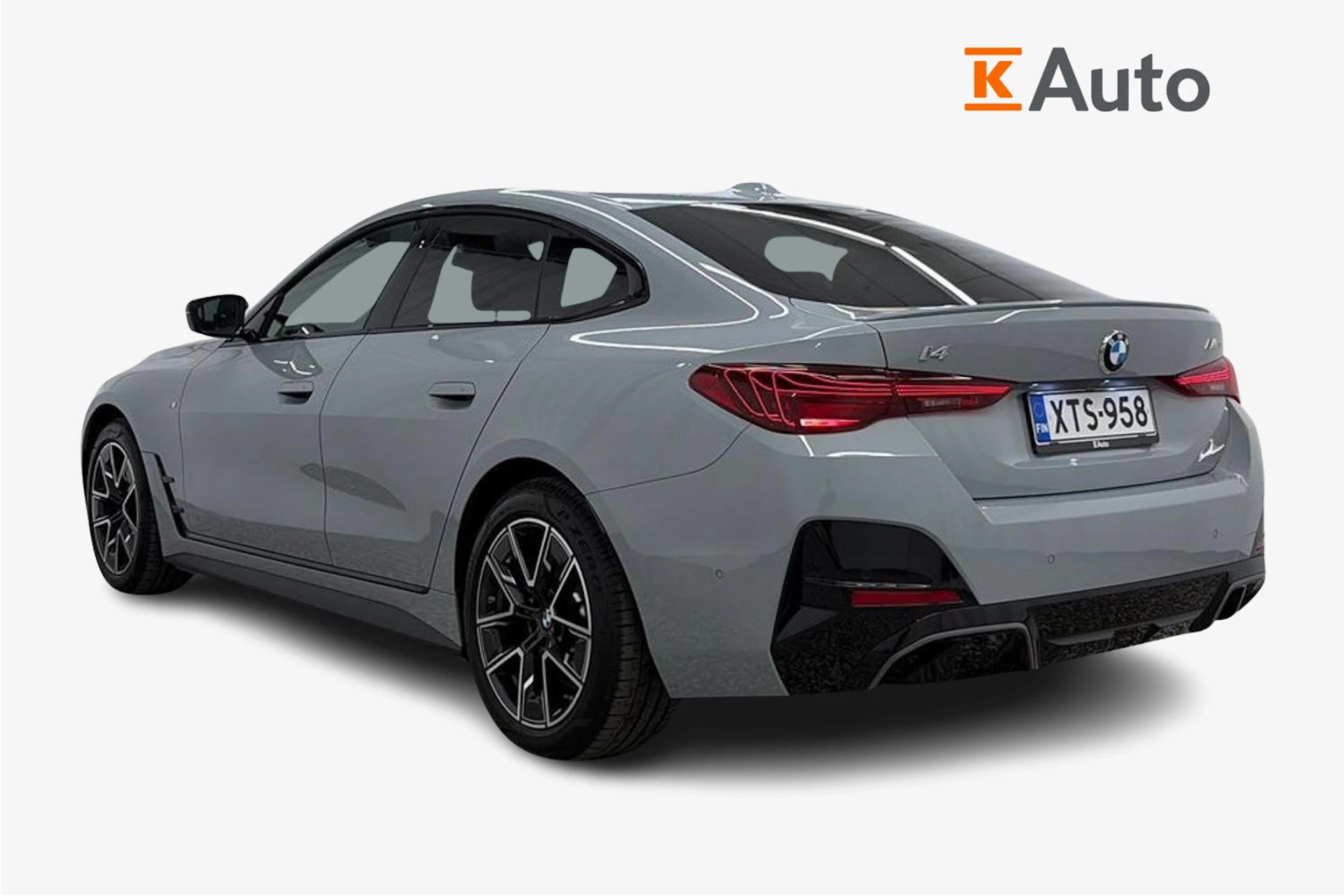 Harmaa BMW i4 M60 2026 kuva 2.