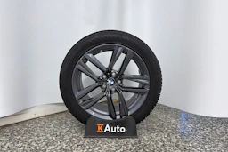 Harmaa BMW i4 M60 2026 kuva 10.
