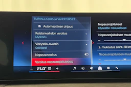 Harmaa BMW i4 M60 2026 kuva 26.