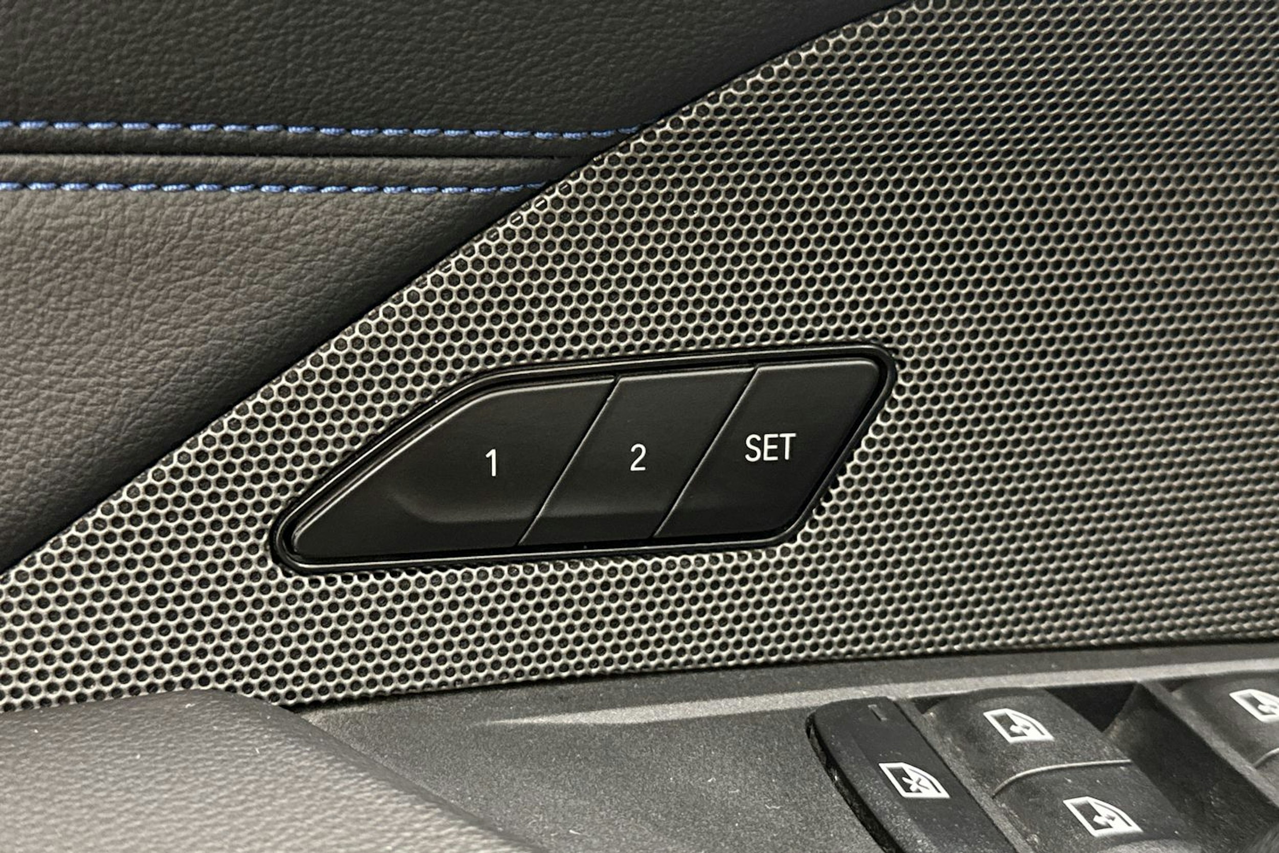 BMW i4 M50 2022 kuva 14.