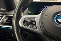 BMW i4 M50 2022 kuva 17.