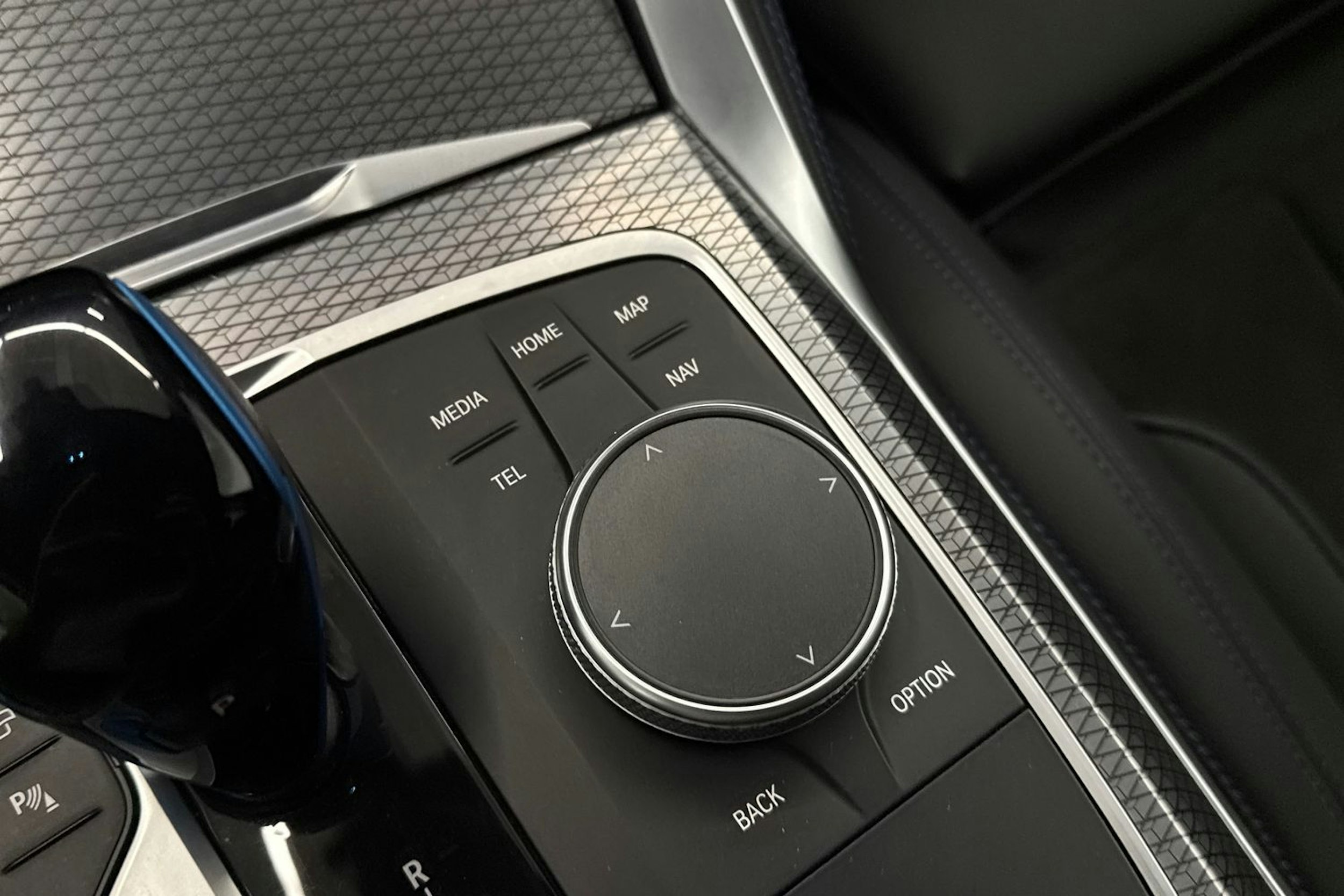 BMW i4 M50 2022 kuva 23.