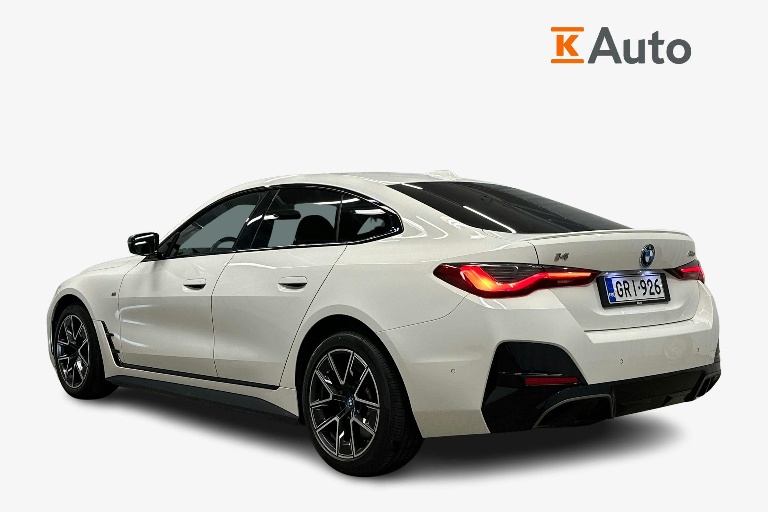 valkoinen BMW i4 M50 2022 kuva 2.