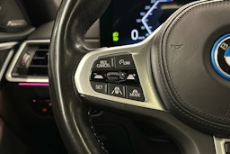 valkoinen BMW i4 M50 2022 kuva 7.