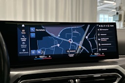 valkoinen BMW i4 M50 2022 kuva 14.