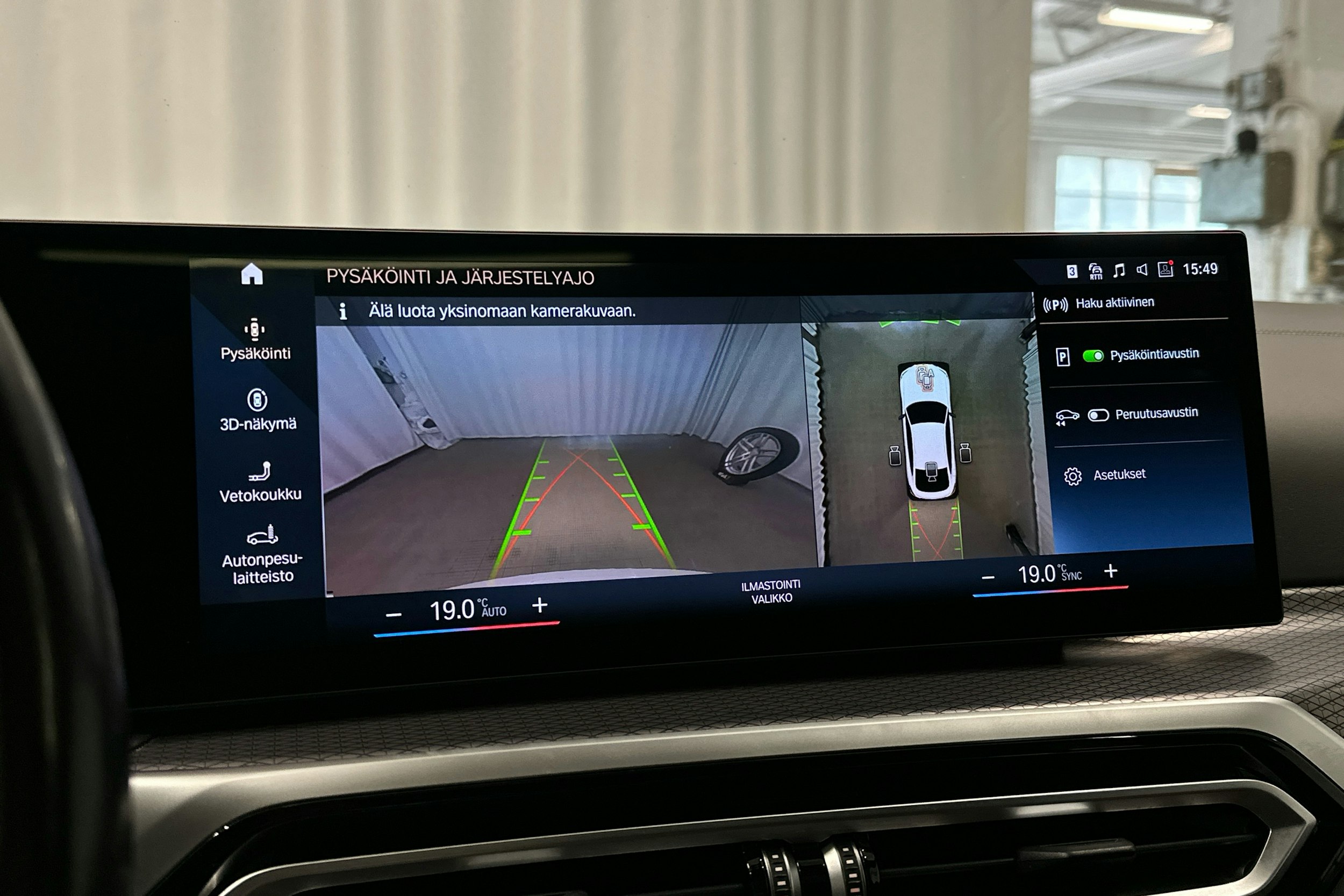 valkoinen BMW i4 M50 2022 kuva 15.
