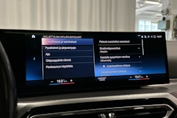 valkoinen BMW i4 M50 2022 kuva 17.