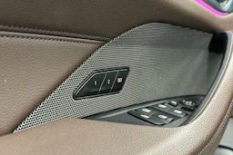 valkoinen BMW i4 M50 2022 kuva 27.