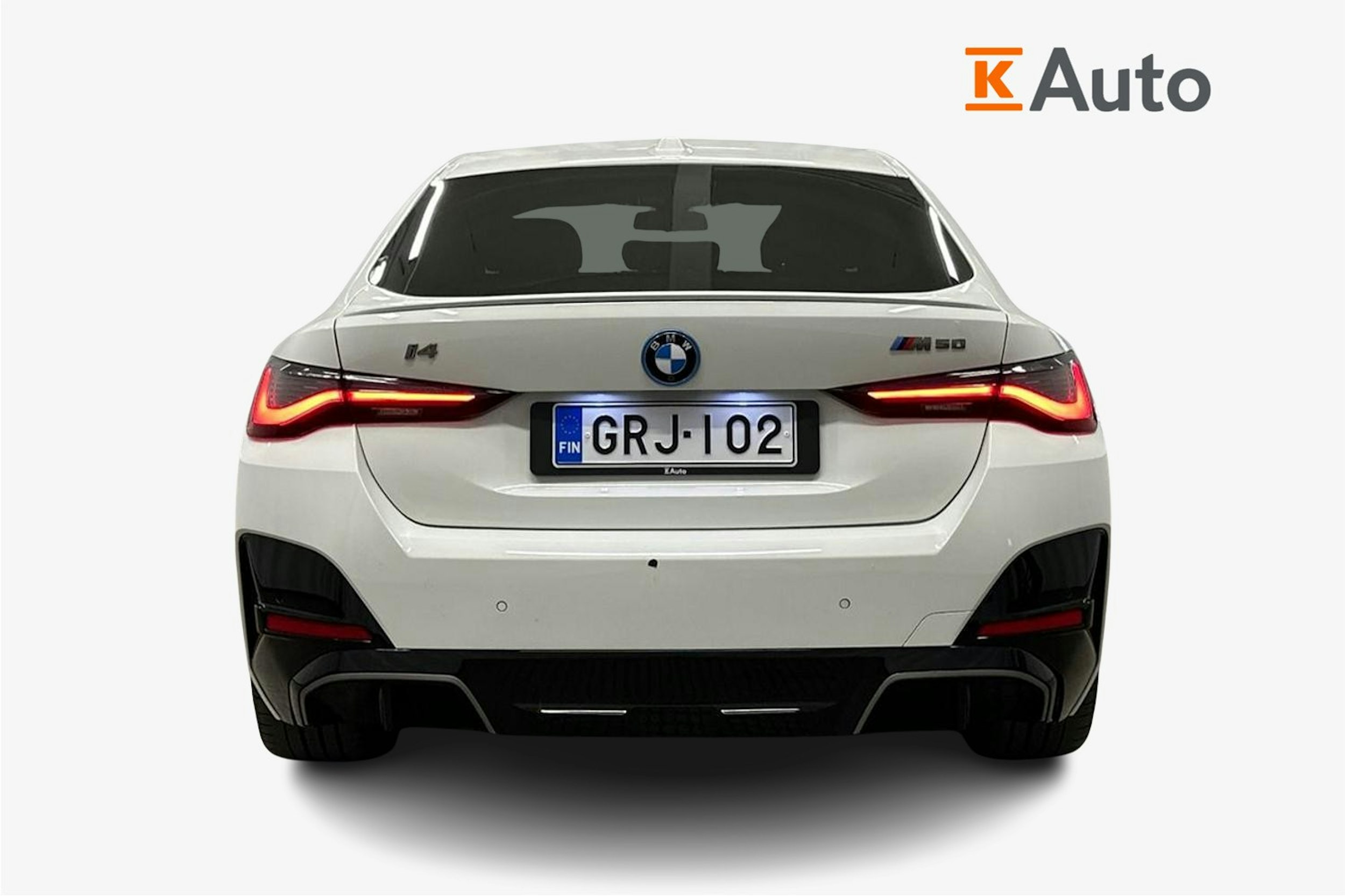 valkoinen BMW i4 M50 2022 kuva 3.