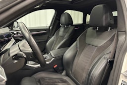 valkoinen BMW i4 M50 2022 kuva 20.