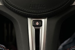 valkoinen BMW i4 M50 2022 kuva 21.