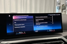 valkoinen BMW i4 M50 2022 kuva 28.