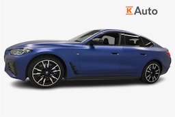 sininen BMW i4 M50 2022 kuva 6.