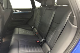 sininen BMW i4 M50 2022 kuva 10.