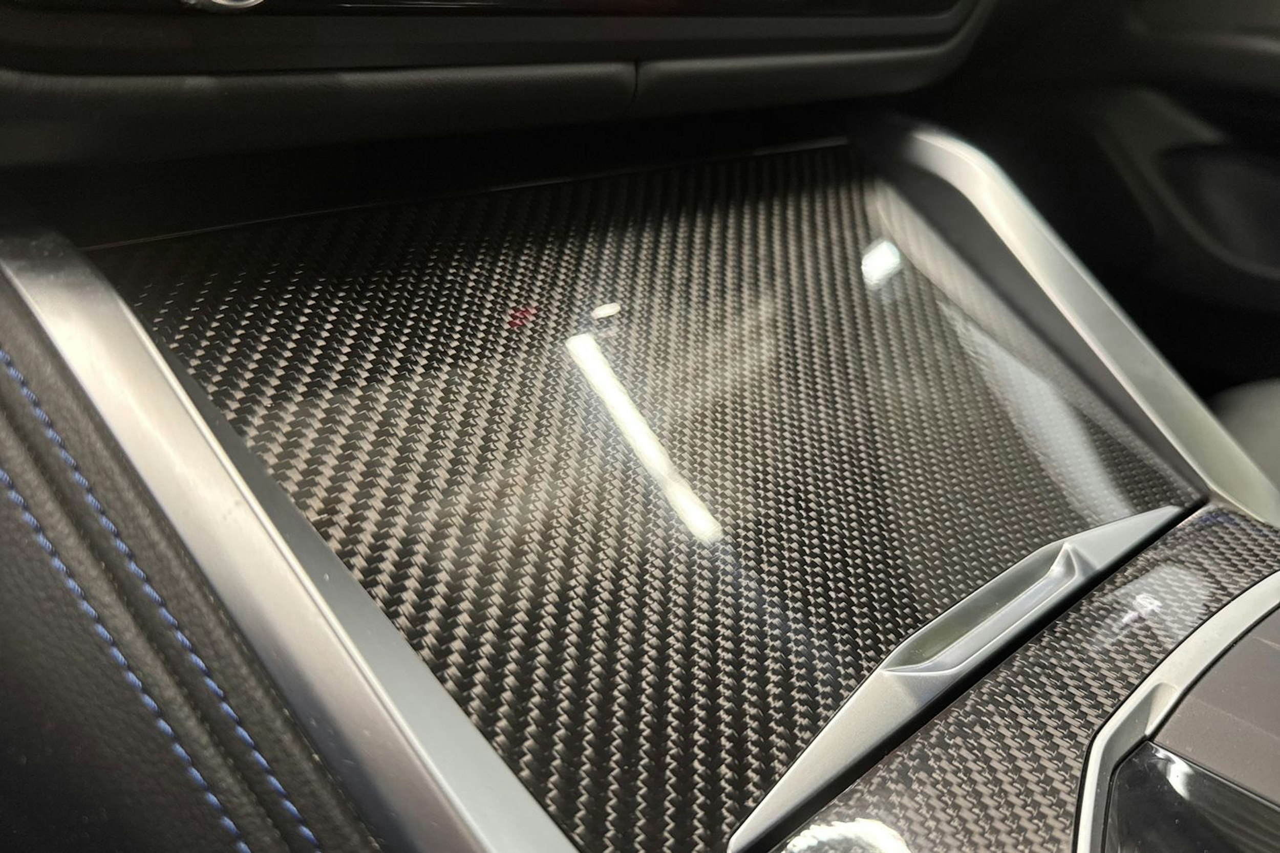 sininen BMW i4 M50 2022 kuva 23.