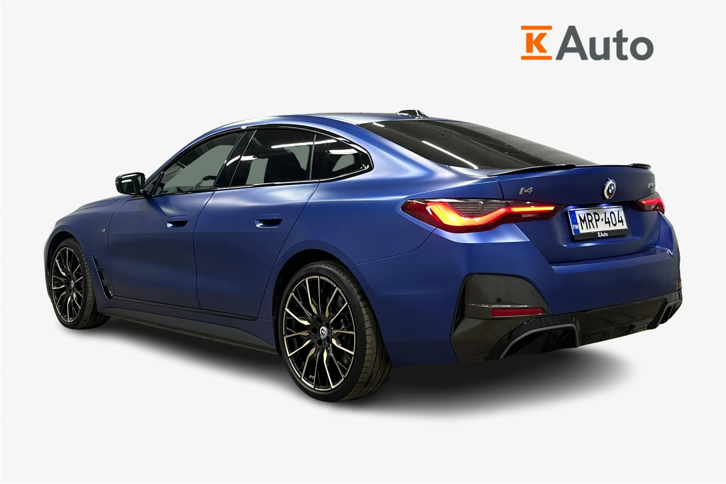 sininen BMW i4 M50 2022 kuva 2.