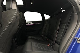 sininen BMW i4 M50 2022 kuva 10.