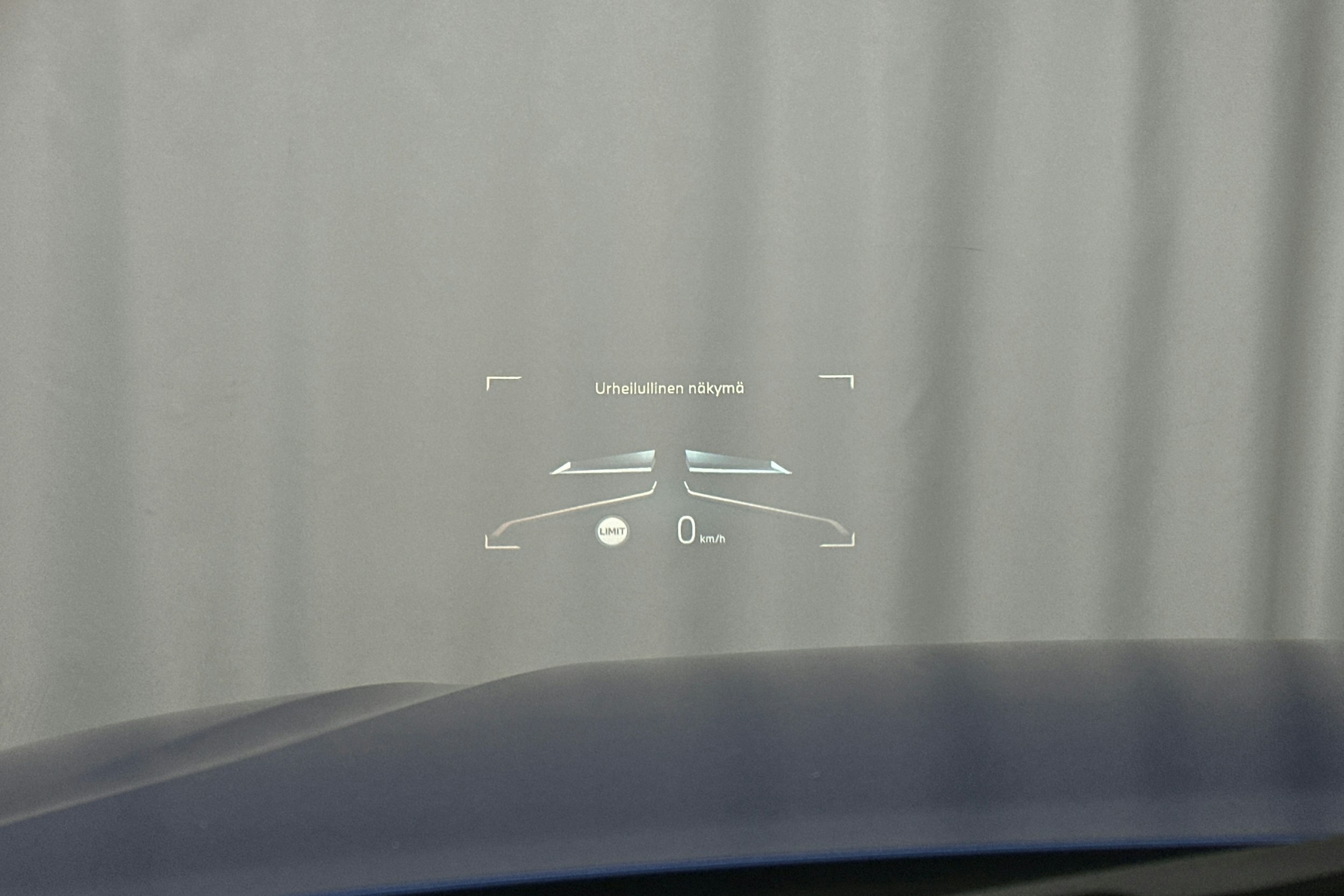 sininen BMW i4 M50 2022 kuva 18.