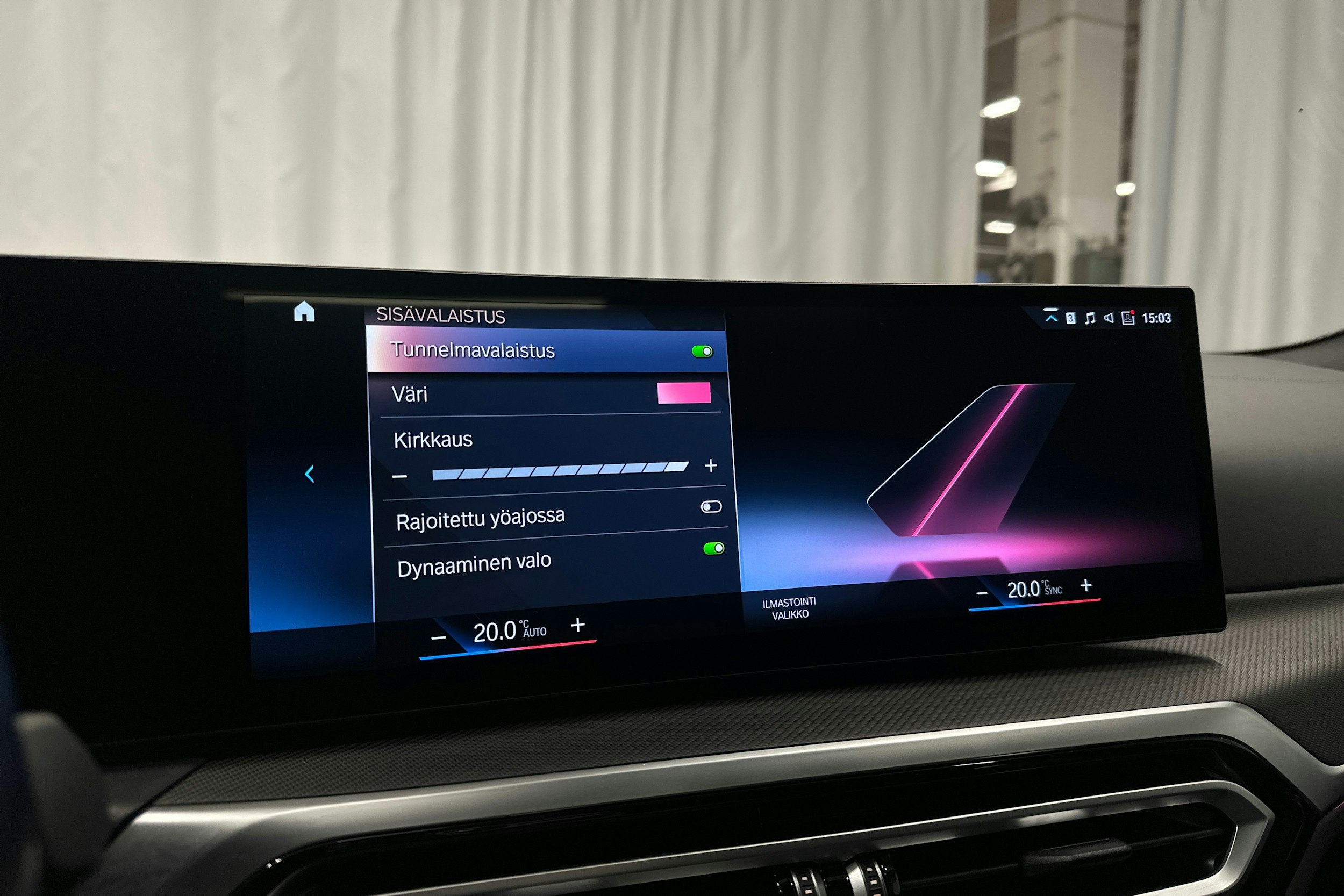 sininen BMW i4 M50 2022 kuva 22.