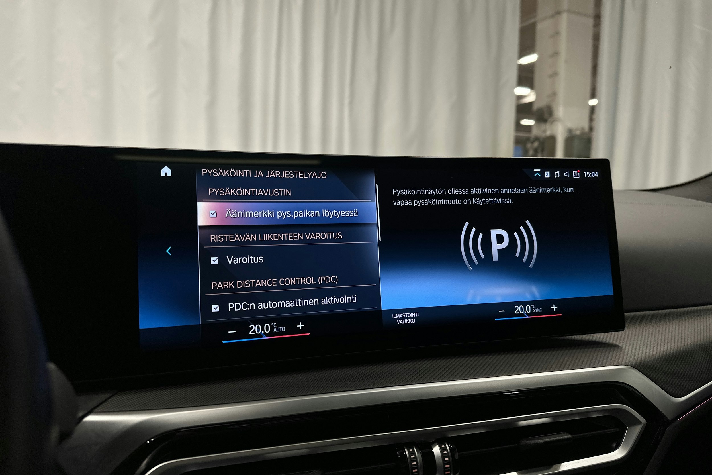 sininen BMW i4 M50 2022 kuva 25.