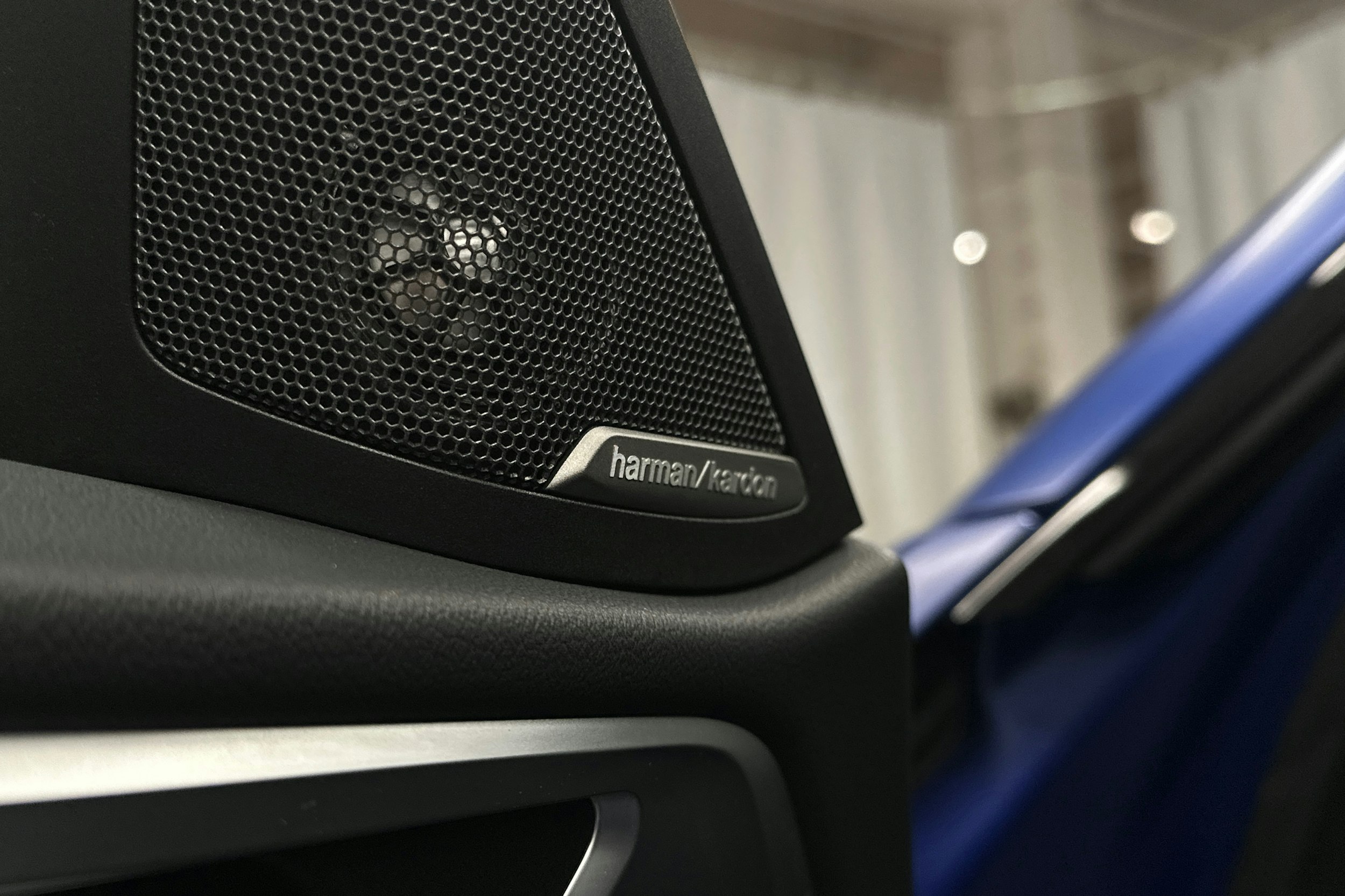 sininen BMW i4 M50 2022 kuva 30.