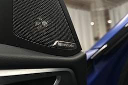 sininen BMW i4 M50 2022 kuva 30.