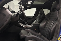 sininen BMW i4 M50 2022 kuva 31.