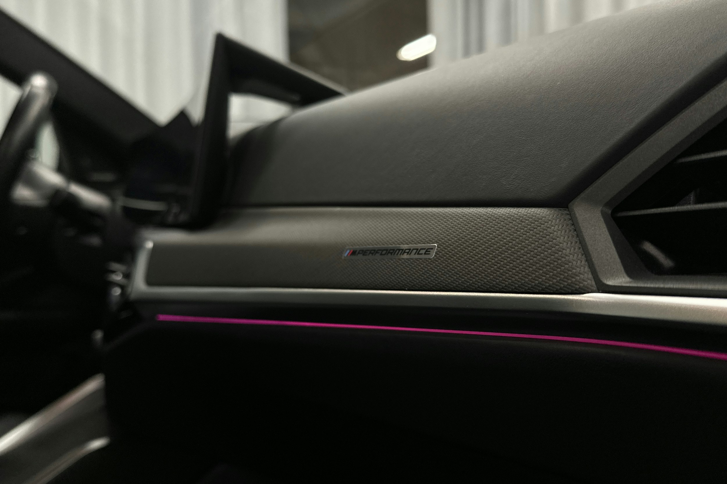 sininen BMW i4 M50 2022 kuva 36.