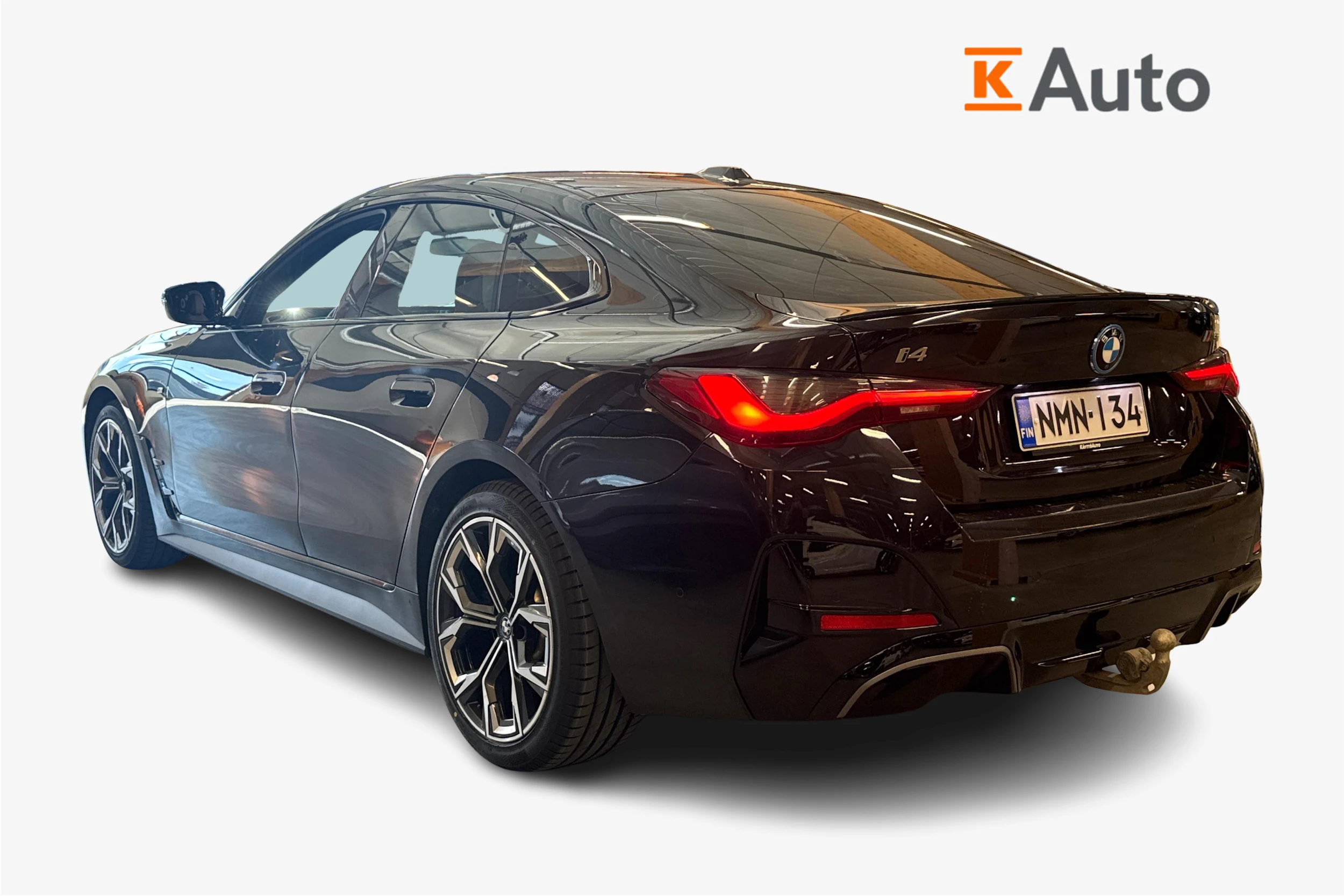 musta BMW i4 M50 2022 kuva 2.