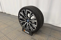 harmaa BMW i4 M50 2022 kuva 10.