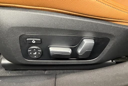 harmaa BMW i4 M50 2022 kuva 26.