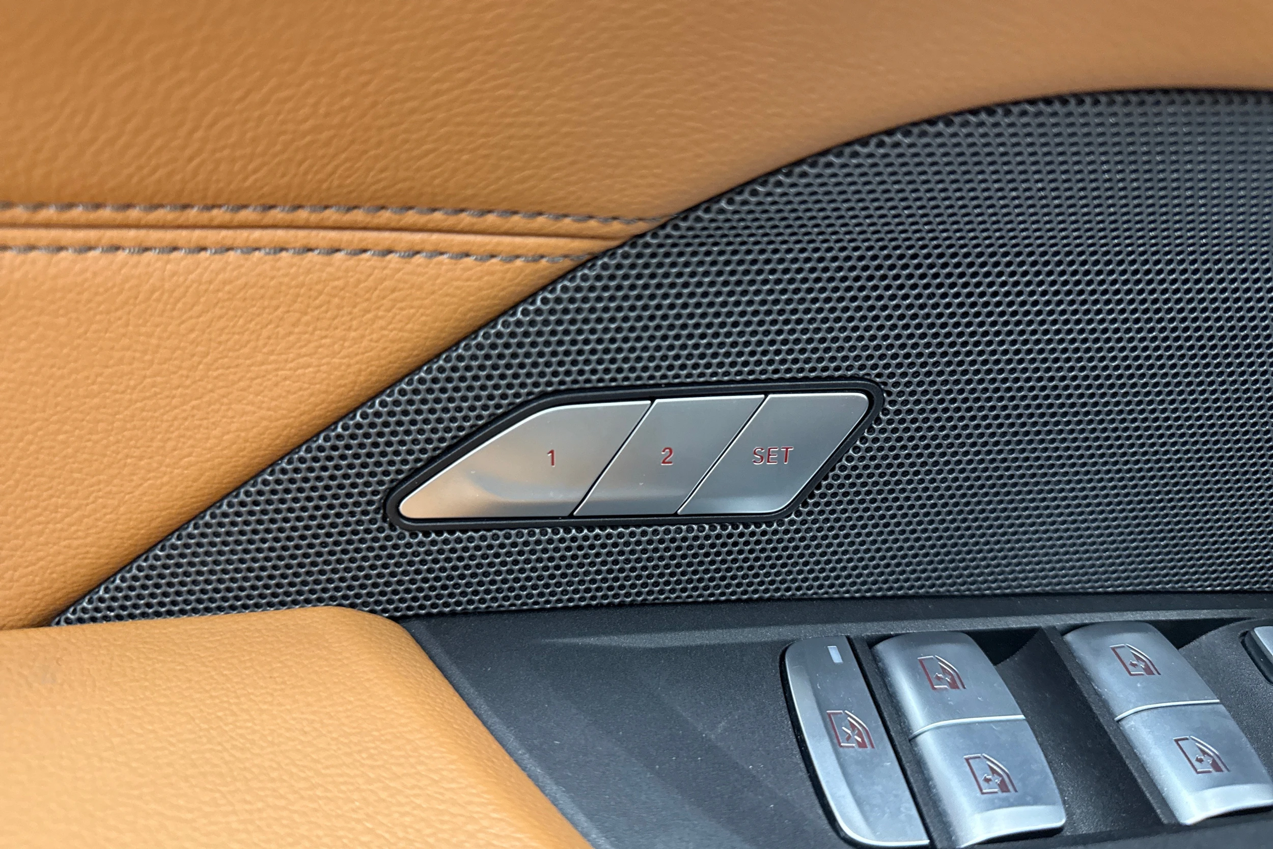 harmaa BMW i4 M50 2022 kuva 27.