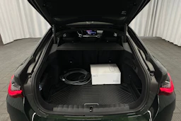 vihreä BMW i4 M50 2022 kuva 31.