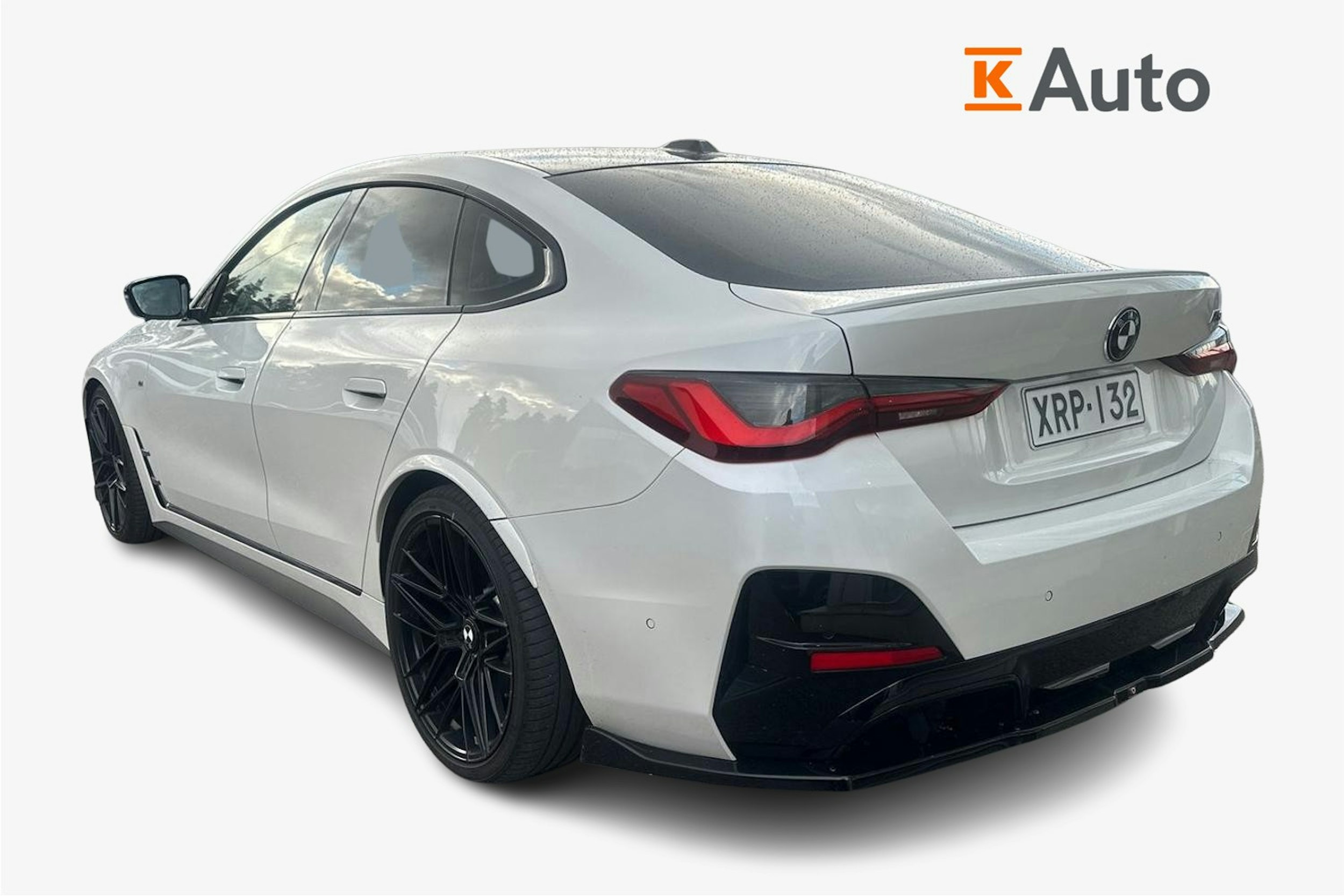 valkoinen BMW i4 M50 2022 kuva 2.