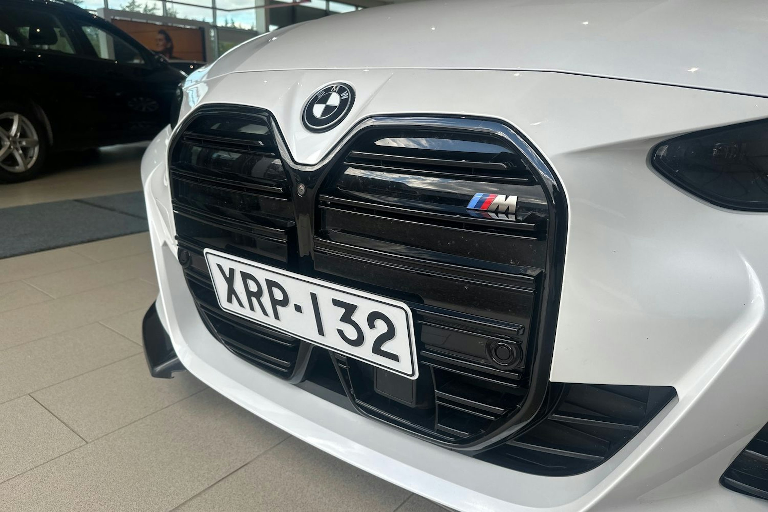 valkoinen BMW i4 M50 2022 kuva 15.