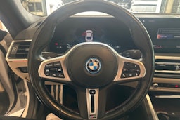 valkoinen BMW i4 M50 2022 kuva 18.